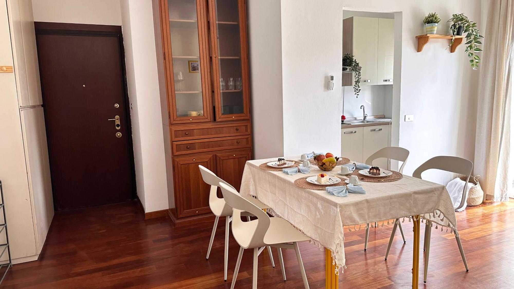 Ihost Apartment - Bergamo 12 Milano Esterno foto